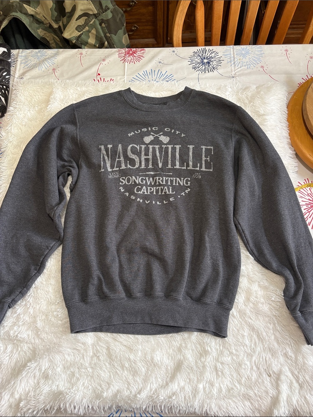 NASHVILLE SWEATSHIRT